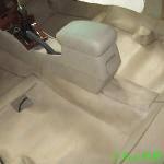 原厂  前地板中 